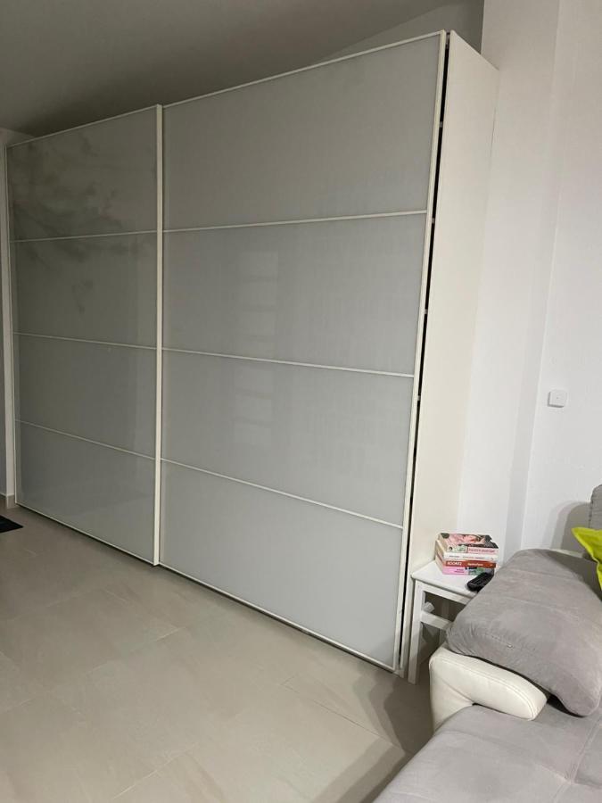Apartament Rodzinny Ostrowiec Sw Островець-Свентокшиський Екстер'єр фото
