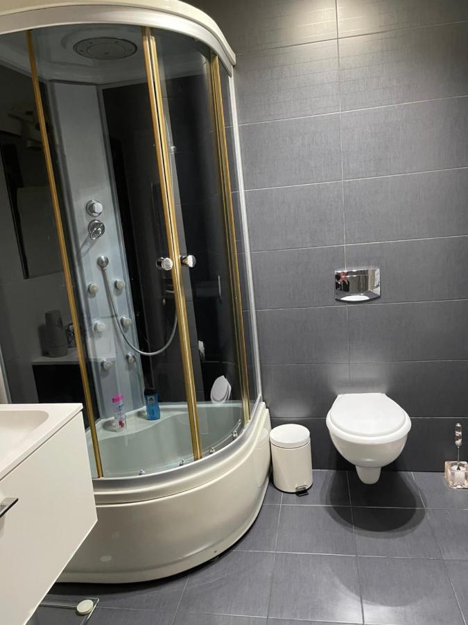 Apartament Rodzinny Ostrowiec Sw Островець-Свентокшиський Екстер'єр фото