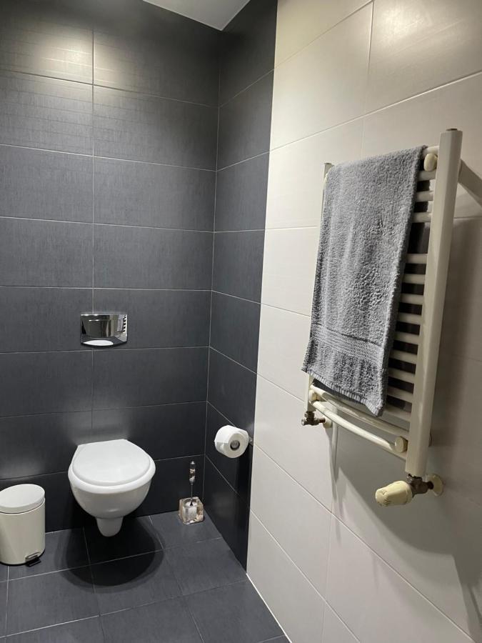 Apartament Rodzinny Ostrowiec Sw Островець-Свентокшиський Екстер'єр фото