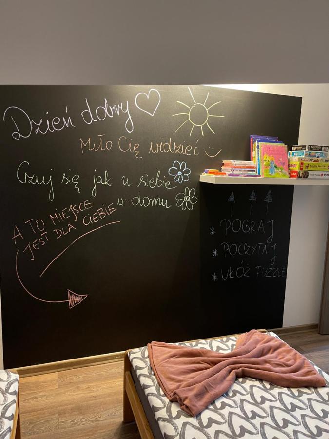 Apartament Rodzinny Ostrowiec Sw Островець-Свентокшиський Екстер'єр фото