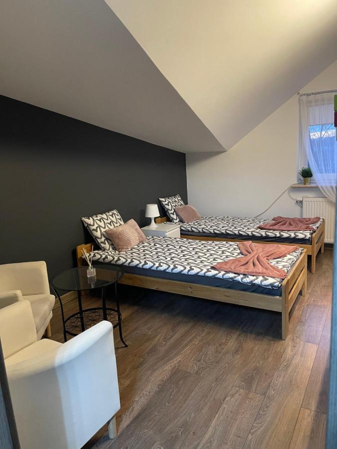 Apartament Rodzinny Ostrowiec Sw Островець-Свентокшиський Екстер'єр фото