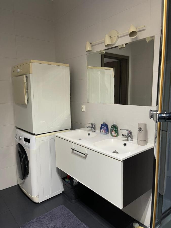 Apartament Rodzinny Ostrowiec Sw Островець-Свентокшиський Екстер'єр фото